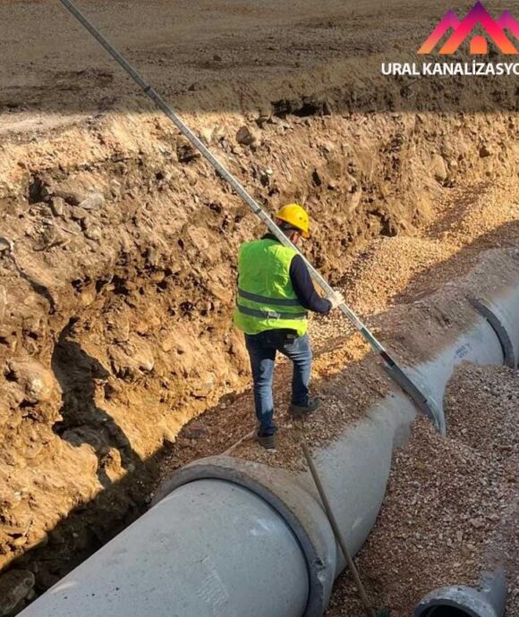 Kanalizasyon gideri açma